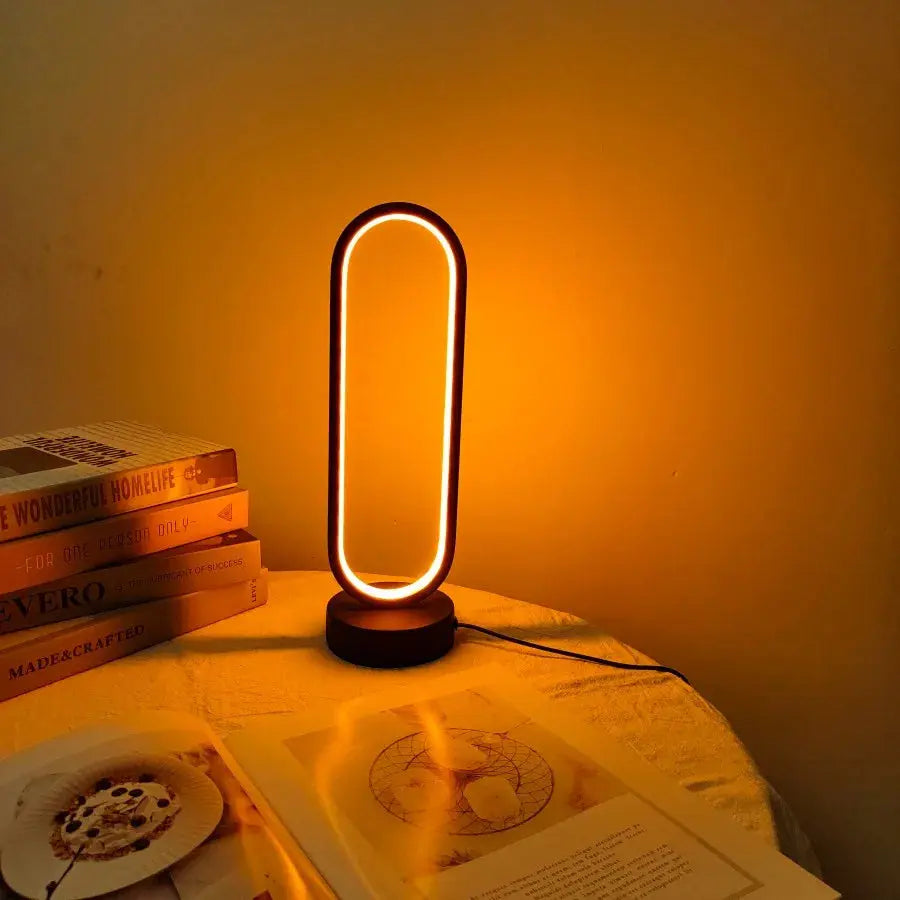 Lampe de chevet LED moderne Lampadia