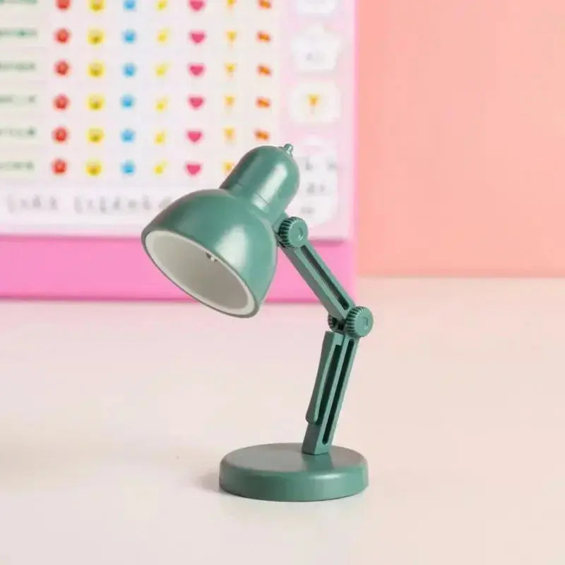 Mini Lampe de chevet LED Pliable - Aimantée, Portable, Pile Bouton, Veilleuse de Lecture, Multi-Couleurs Lampadia