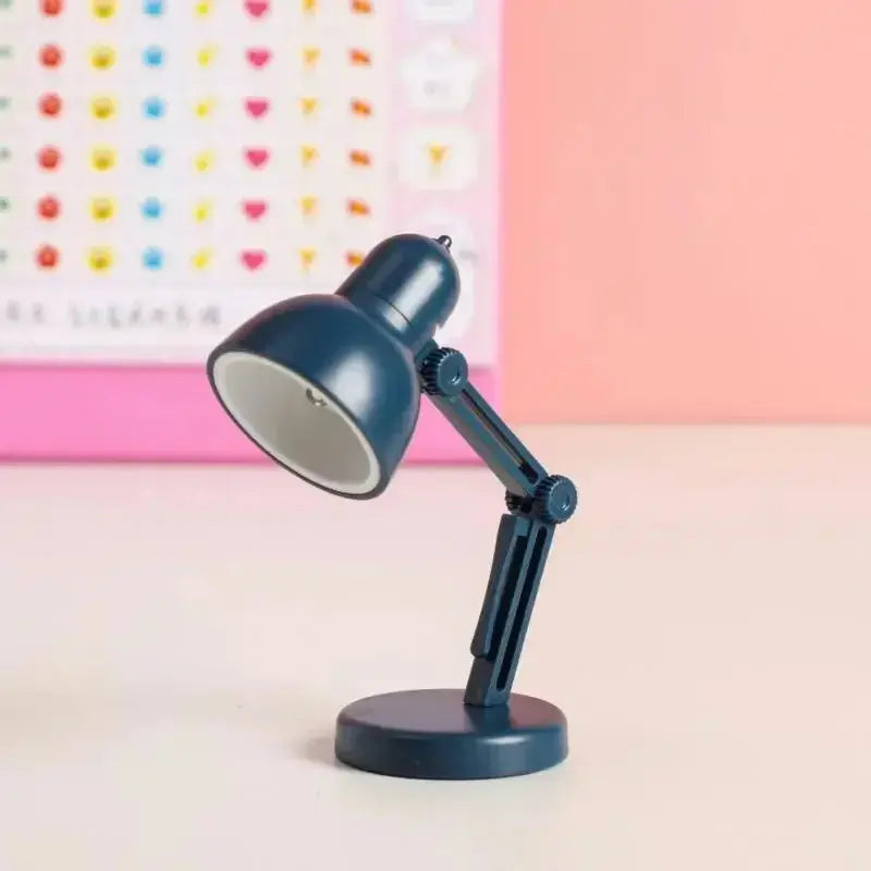 Mini Lampe de chevet LED Pliable - Aimantée, Portable, Pile Bouton, Veilleuse de Lecture, Multi-Couleurs Lampadia
