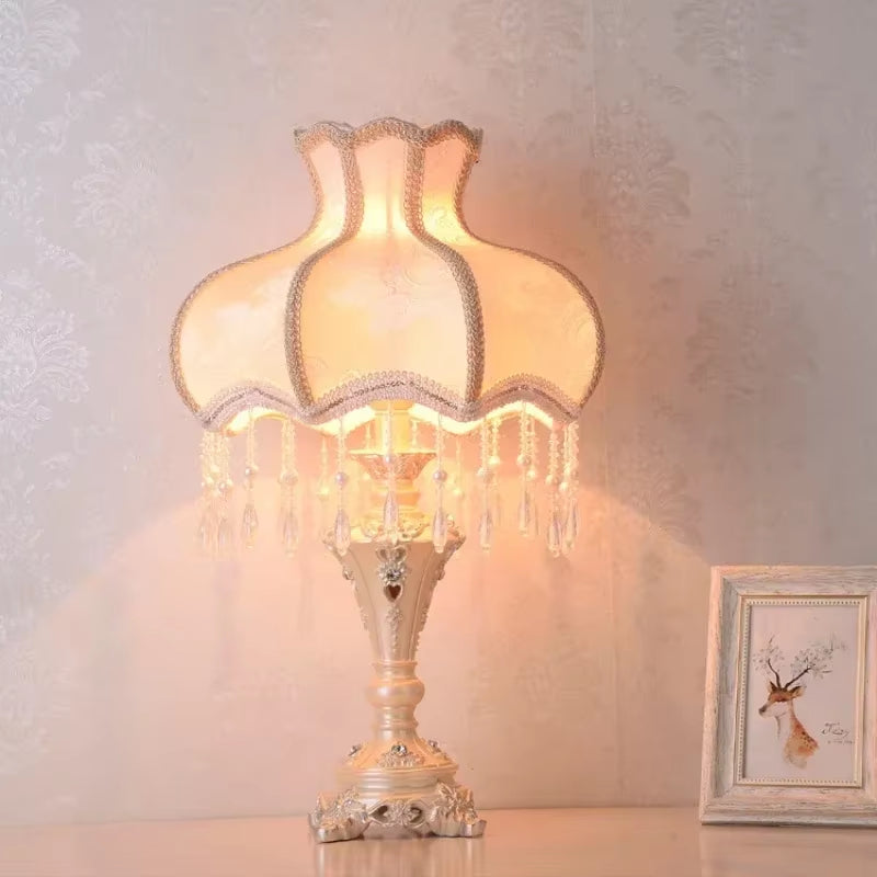 European Table Lamp Princess Bedroom Night Stand Led Light Study Lighting Living Room Decor Home Fabric Lampshade Design