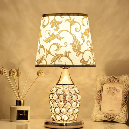 Lampe de chevet - Cristal Européen  - Design Élégant, Abat-jour en Tissu Lampadia