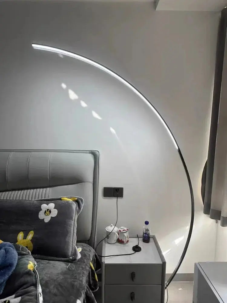 Lampe de chevet - Lampadaire Arc LED Moderne - Intensité Variable, Aluminium, 31-40W, 90-260V Lampadia