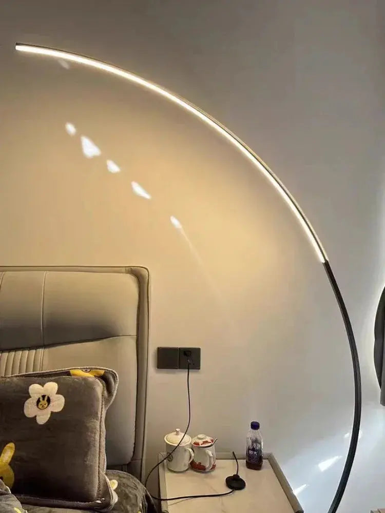 Lampe de chevet - Lampadaire Arc LED Moderne - Intensité Variable, Aluminium, 31-40W, 90-260V Lampadia