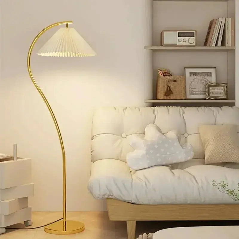 Lampe de chevet Plissé en Bois Massif - Abat-jour en Tissu Lampa-dia