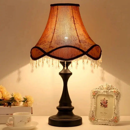 Lampe de chevet - Rétro Style Européen, Abat-jour en Tissu, Base en Fer, E27, 90-260V Lampadia