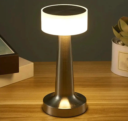 Lampe de chevet Sans Fil Dorée avec Capteur Tactile - Rechargeable, Variable, LED, Alliage et Aluminium, 3 Niveaux de Variation, Alimentation USB Lampadia