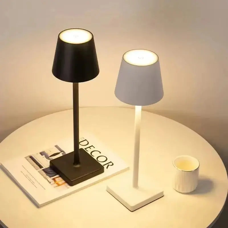 Lampe de chevet - Tactile, 3 Températures de Couleur, Intensité Variable, Portable, Design Moderne Lampadia