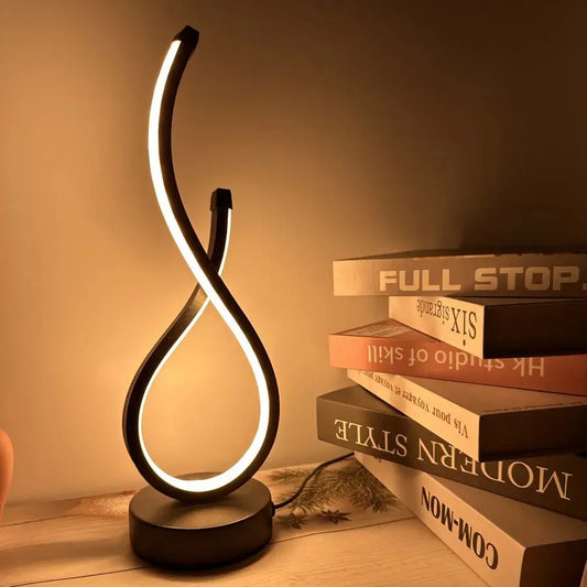 Lampe de chevet Torsadée - Intensité Variable, Aluminium, 5V, Art Déco, Décoration Intérieure Lampadia