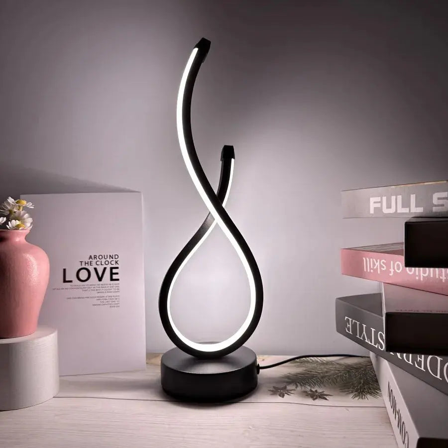 Lampe de chevet Torsadée - Intensité Variable, Aluminium, 5V, Art Déco, Décoration Intérieure Lampadia